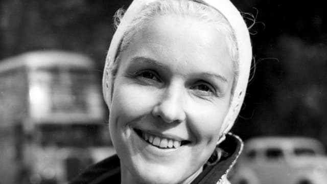 Skådespelerskan Eva Dahlbeck medverkade i radions humorprogram Lilla varietén.