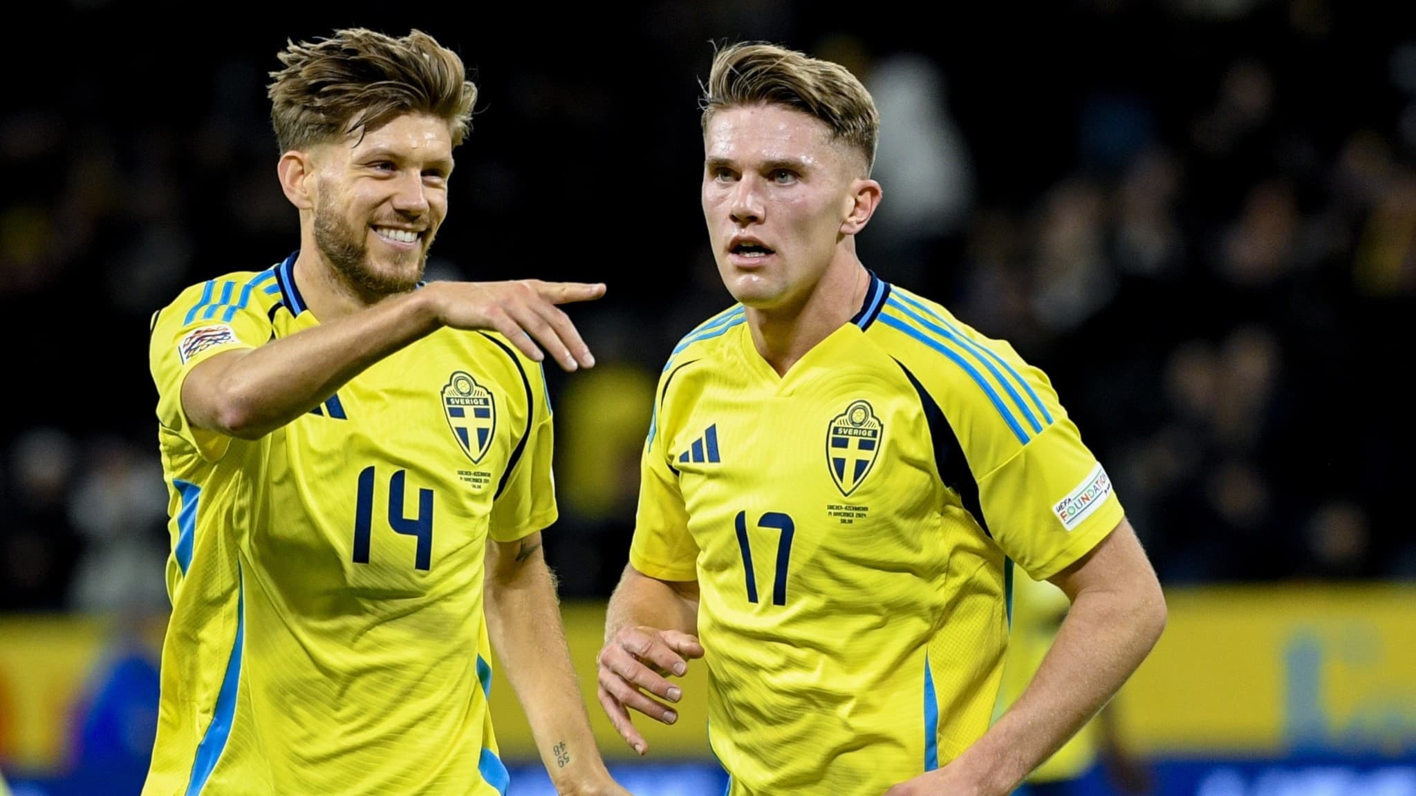 Arkivfoto: STOCKHOLM, SVERIGE 20241119
Sveriges Anton Salétros och Viktor Gyökeres firar efter att den senare gjort 2-0 under tisdagens fotbollsmatch i UEFA Nations League grupp 1 division C mellan Sverige och Azerbajdzjan på Nationalarenan, Strawberry Arena i Stockholm.
Foto: Jakob Åkersten Brodén / TT