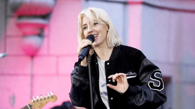 Veronica Maggio är ny på femteplatsen med "Backspegeln"