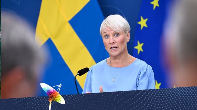 Äldre- och socialförsäkringsminister Anna Tenje.