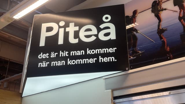 Piteå vill locka människor till kommunen, reda på flygplatsen i Luleå. 