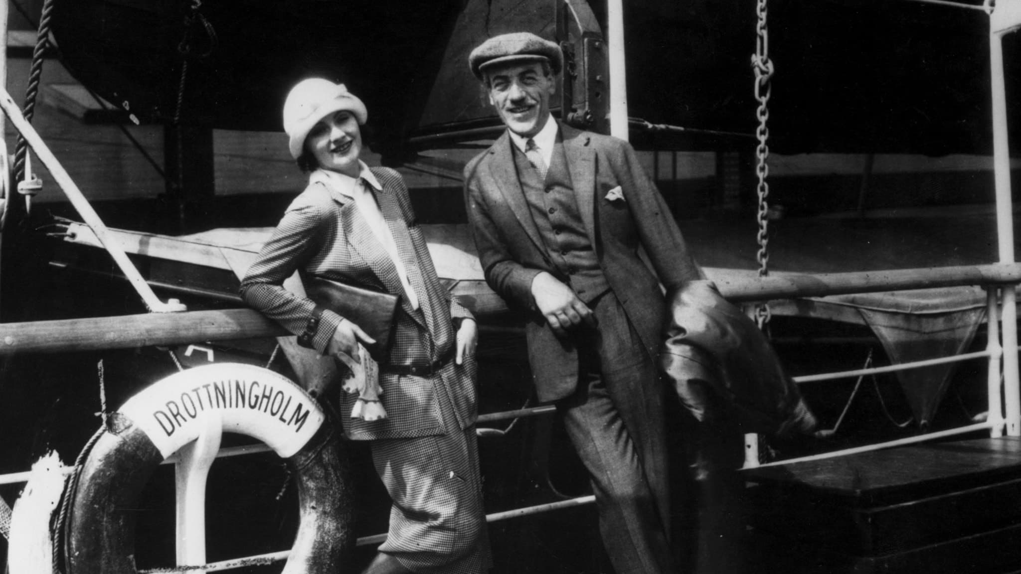 Skådespelerskan Greta Garbo på väg till USA tillsammans med filmregissören Mauritz Stiller.