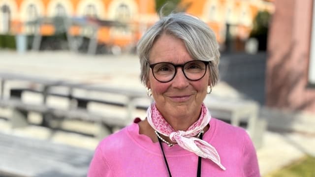 Mikrobiologen Åsa Rosengren förklarar hur man skyddar sig mot botulism. Som trots allt är väldigt ovanligt i Sverige.