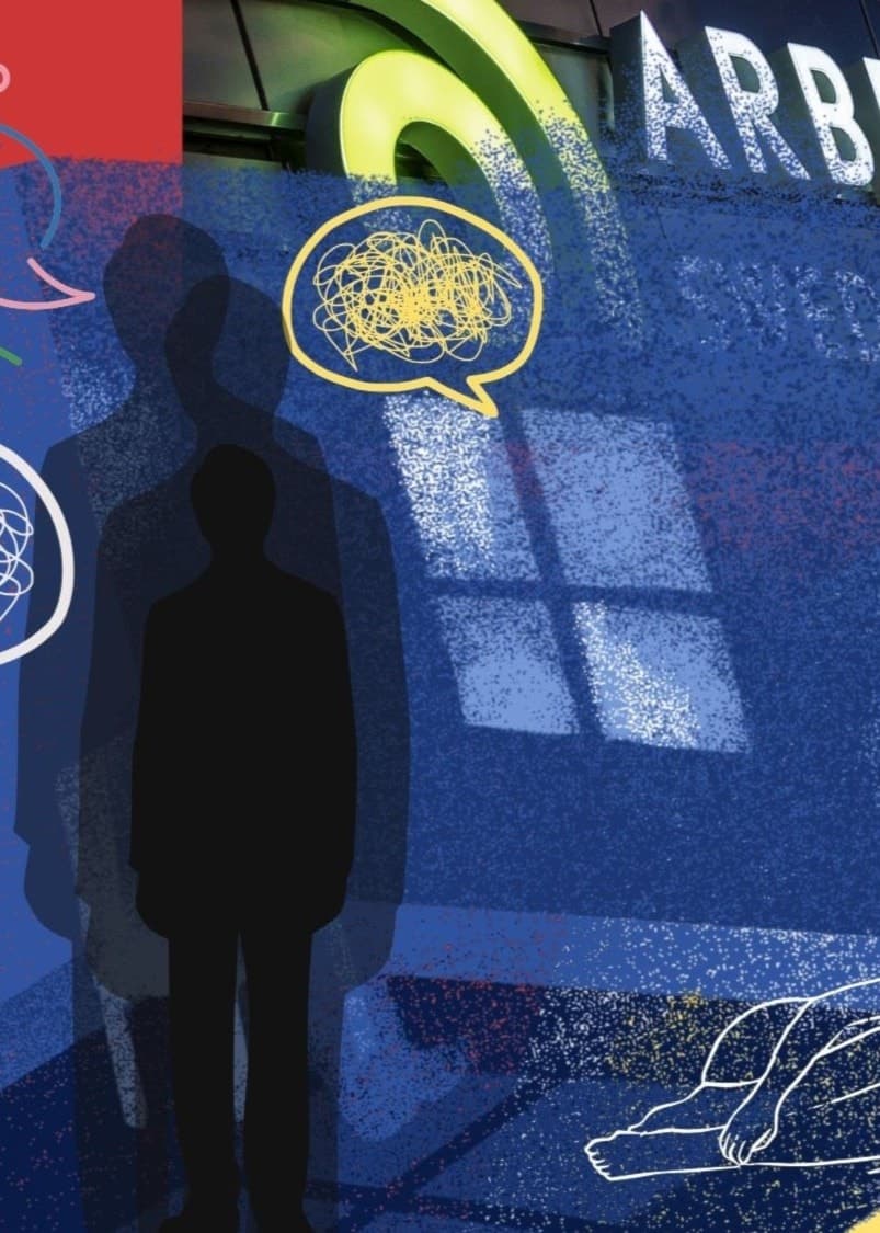 Illustration med texten Arbetsförmedling, siluetter av människor, pratbubblor samt inslag av svenska sedlar. Bilden symboliserar arbetsmarknadsfrågor och ekonomisk diskussion.