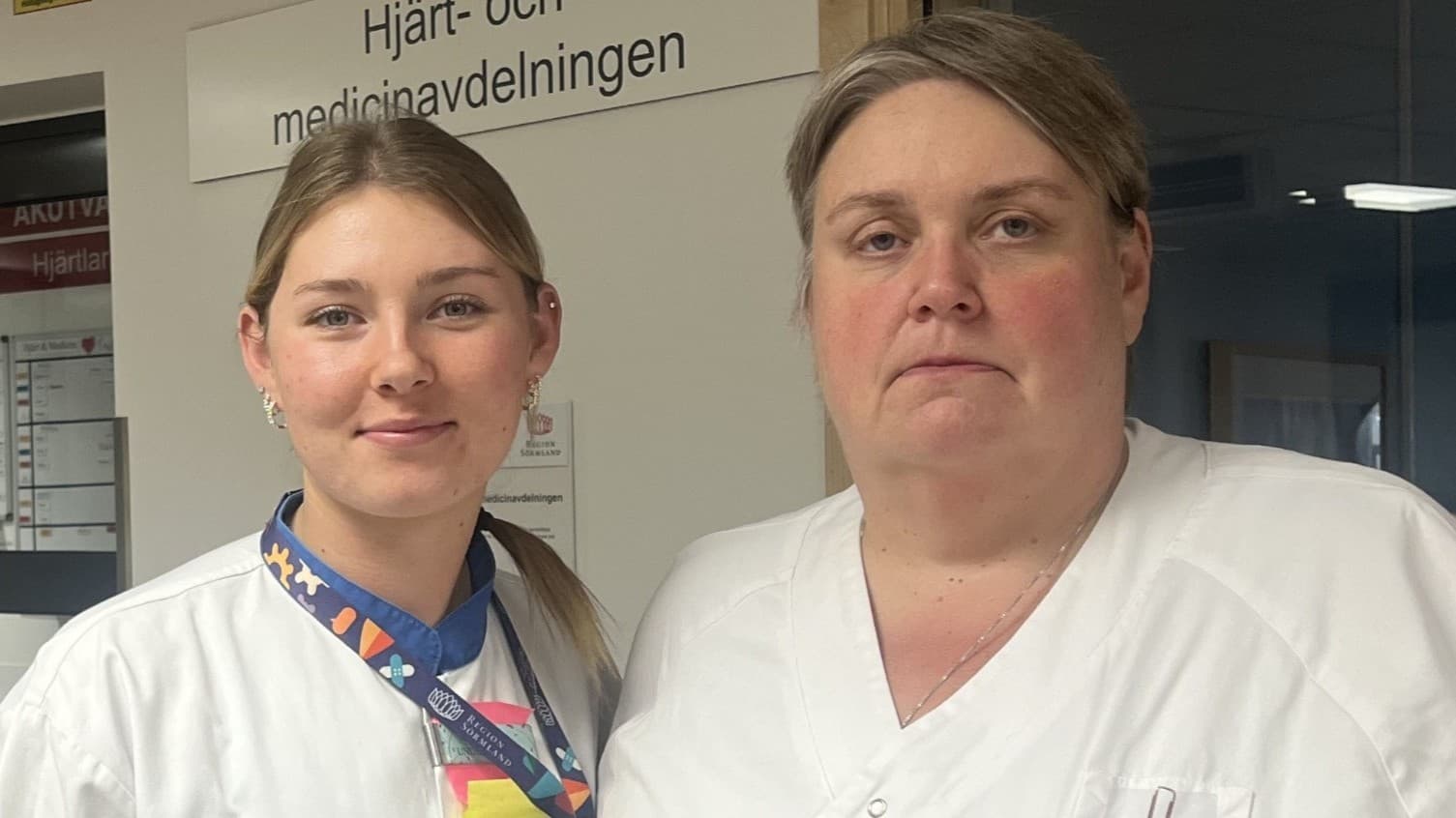 bild på en undersköterska och en sjuksköterska